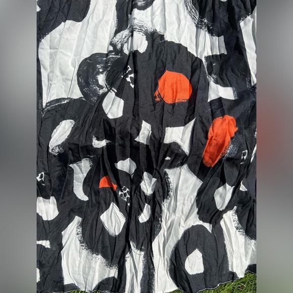 🔘🟠⚫️Anthropologie Brazen Orange White Black Geometric Pattern Scarf 26" x 72" - Picture 10 of 11